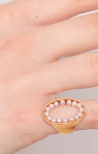 Ring of pearls