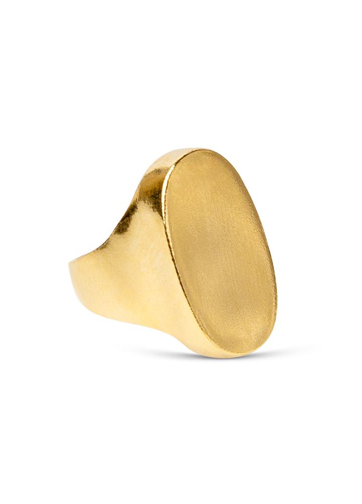 Gold flat signet ring