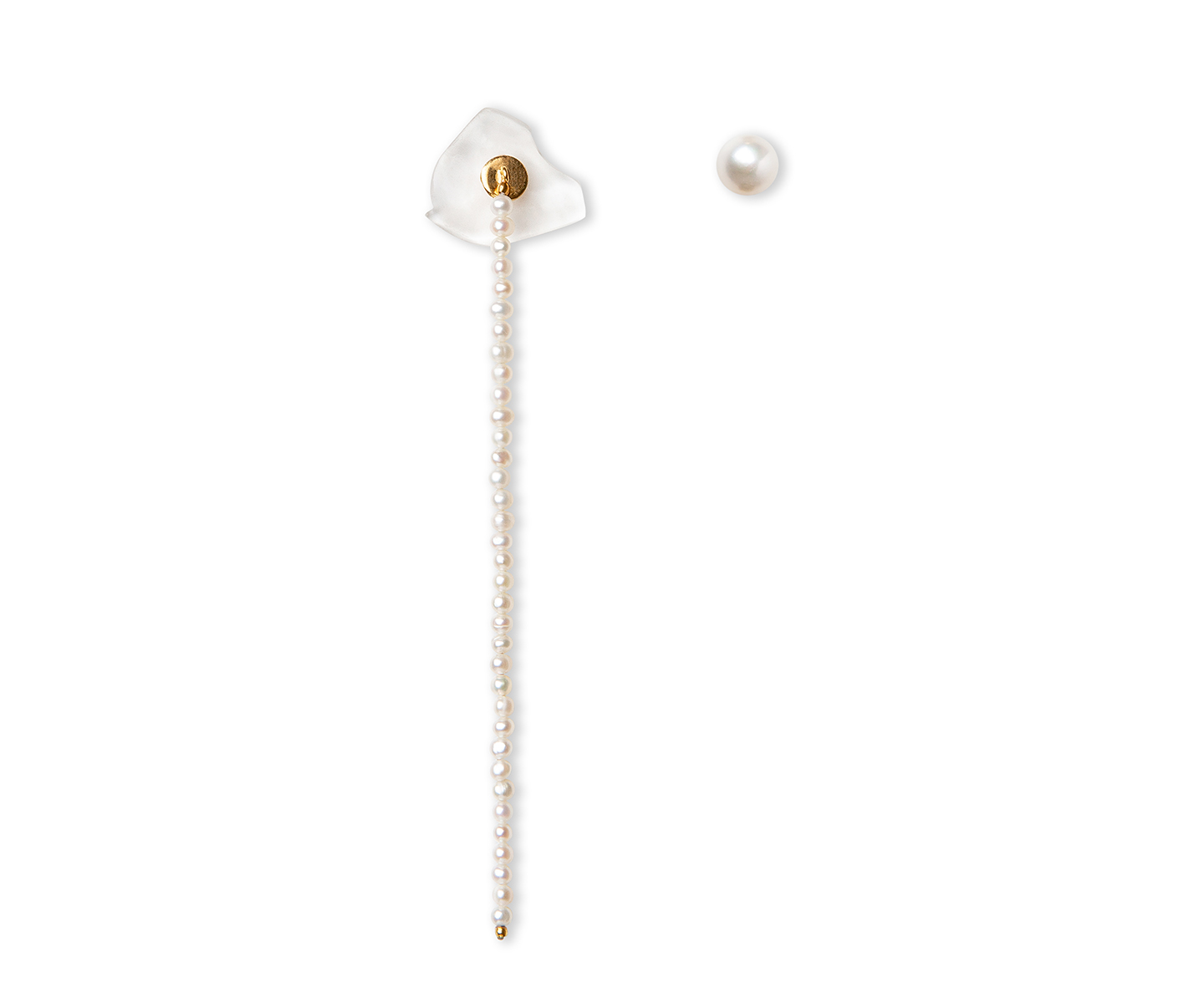 Long gold earrings with pearl chain and false dilation with transparent quartz
