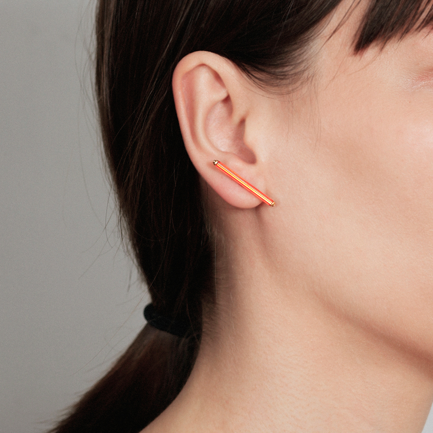 Bar minimalist earrings set with neon orange vintage glass