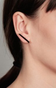 Bar minimalist earrings set with black vintage glass