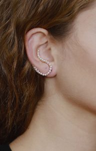 Original ear cuff earring gold with fresh water pearls