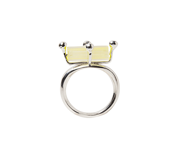 Pale Yellow Ring